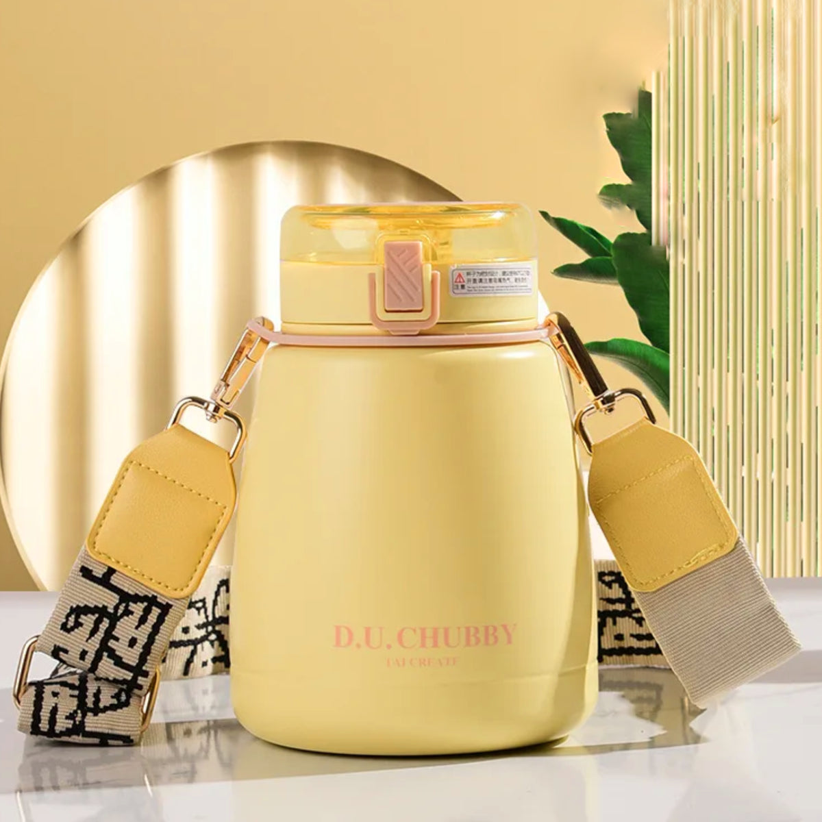 gourde 1 litre jaune avec sangle et couvercle