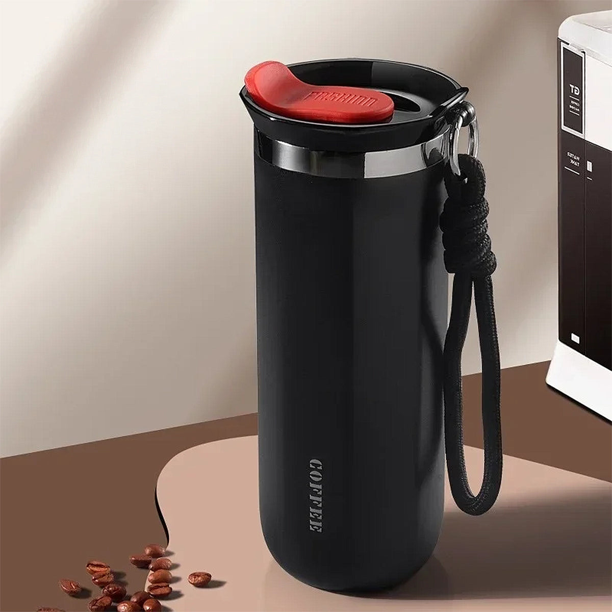 gourde noire isotherme avec 500ml