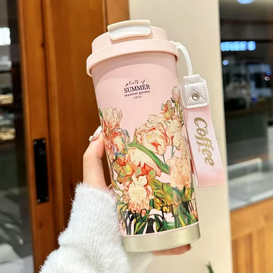 gourde thermos rose avec fleurs
